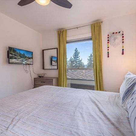 Lake Views, Pet-Friendly Cabin With Hot-Tub In King'S Beach كينغس بيتش المظهر الخارجي الصورة