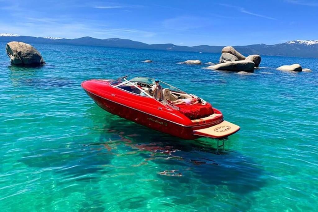 Lake Views, Pet-Friendly Cabin With Hot-Tub In King'S Beach كينغس بيتش المظهر الخارجي الصورة